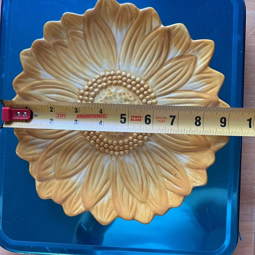 Magenta Sunflower Ceramic Plate Home Decor Yellow Very Good Floral 8.5in